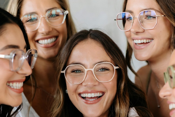 Tendências de Óculos Femininos 2026